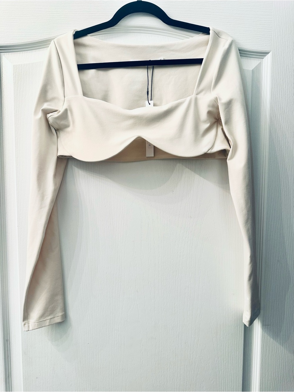Susana Monaco Cream Long Sleeve Cropped Square Neck Top XL